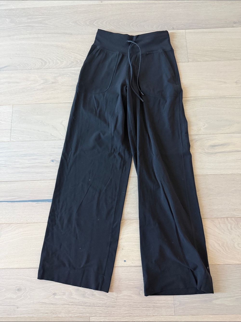 Lululemon wide leg Pants